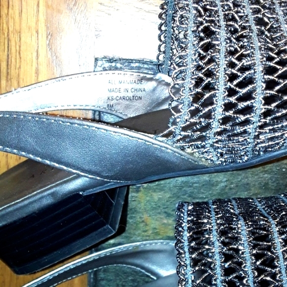 Karen Scott  Silver Sling Top Shoes:  Size 8 M. - Picture 3 of 4